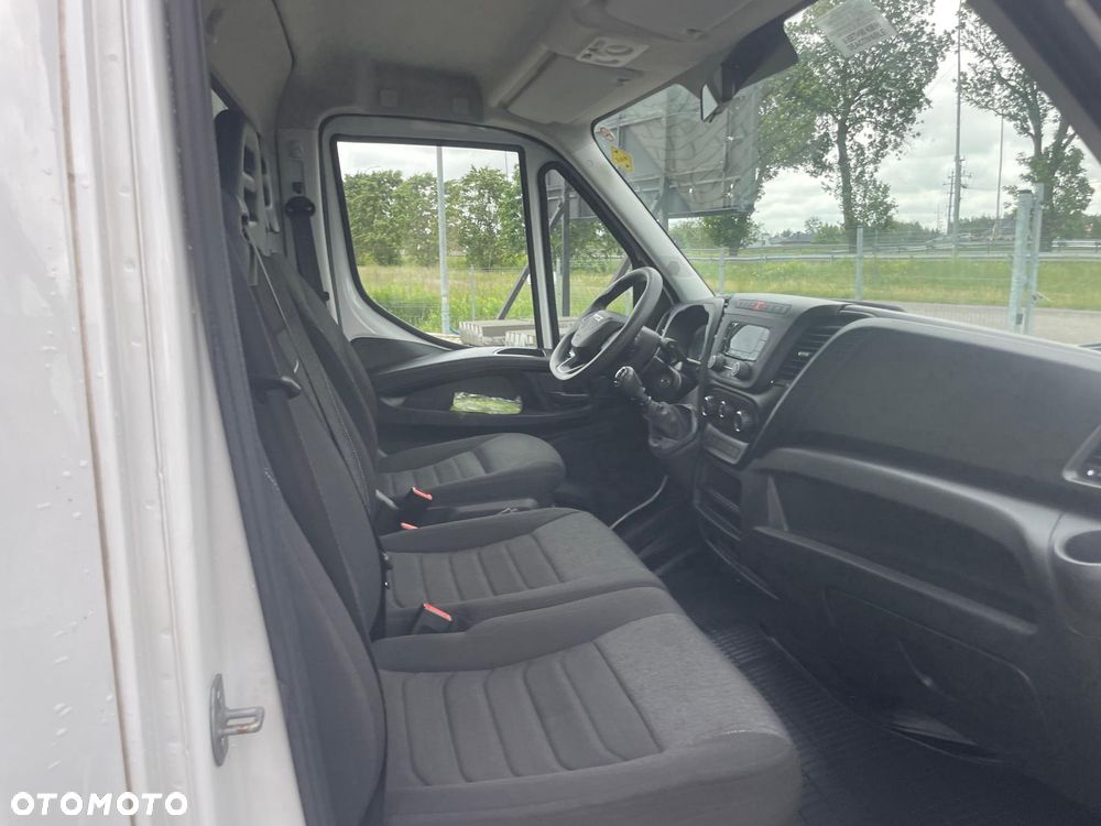 Iveco 35S18 Kontener 8EP Winda - 16