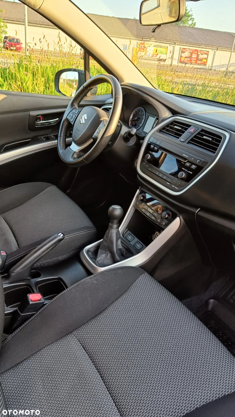Suzuki SX4 1.6 Premium - 11