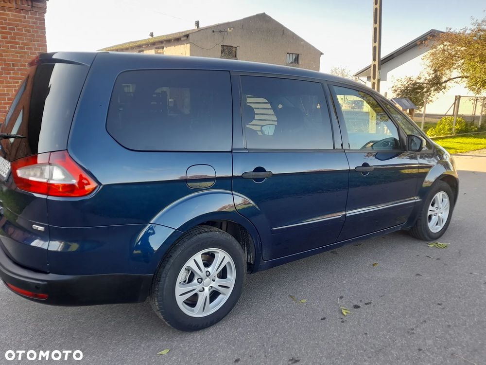 Ford Galaxy - 2