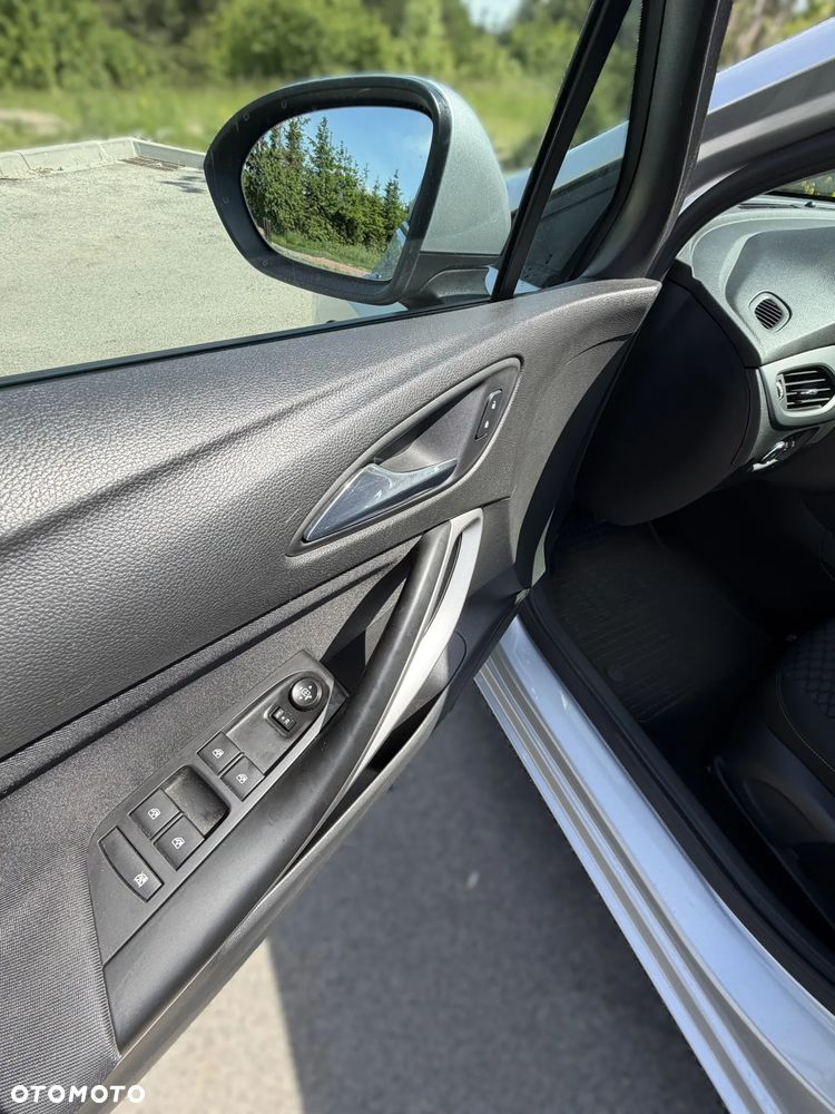 Opel Astra 1.4 T GPF Enjoy S&S - 12
