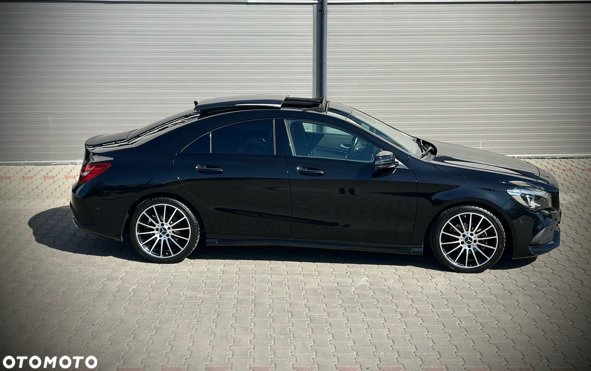 Mercedes-Benz CLA 200 7G-DCT AMG Line - 4