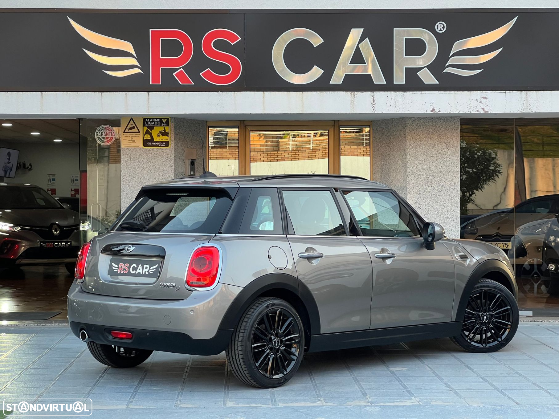 MINI 5 Portas Cooper D - 7