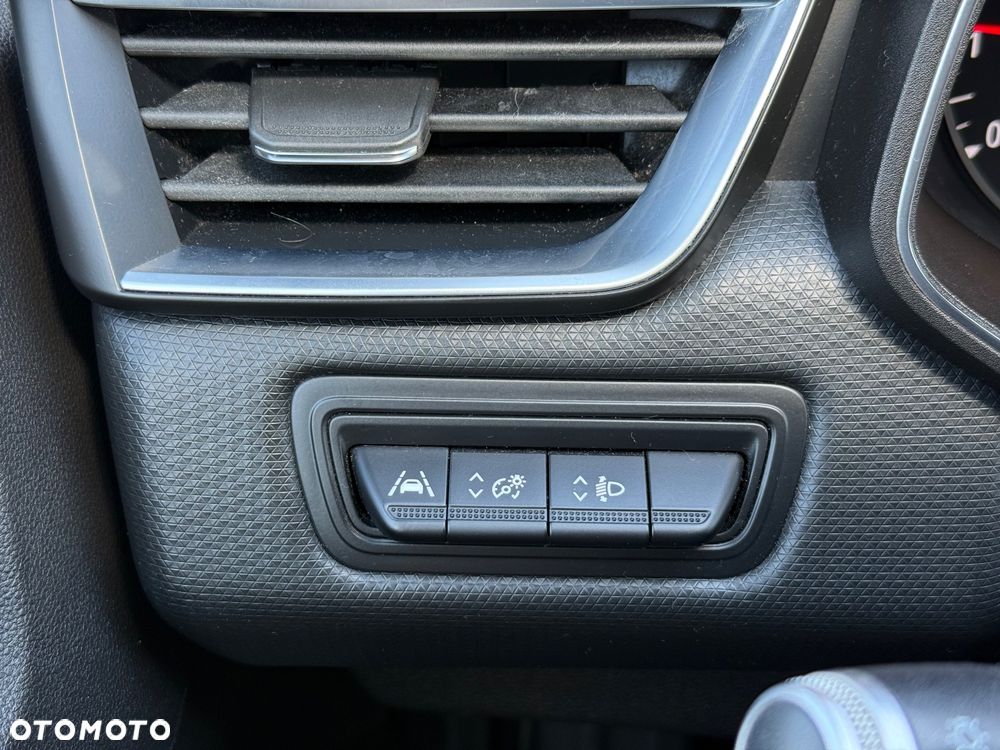 Renault Clio - 10