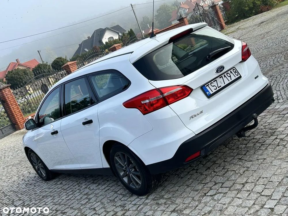 Ford Focus - 9
