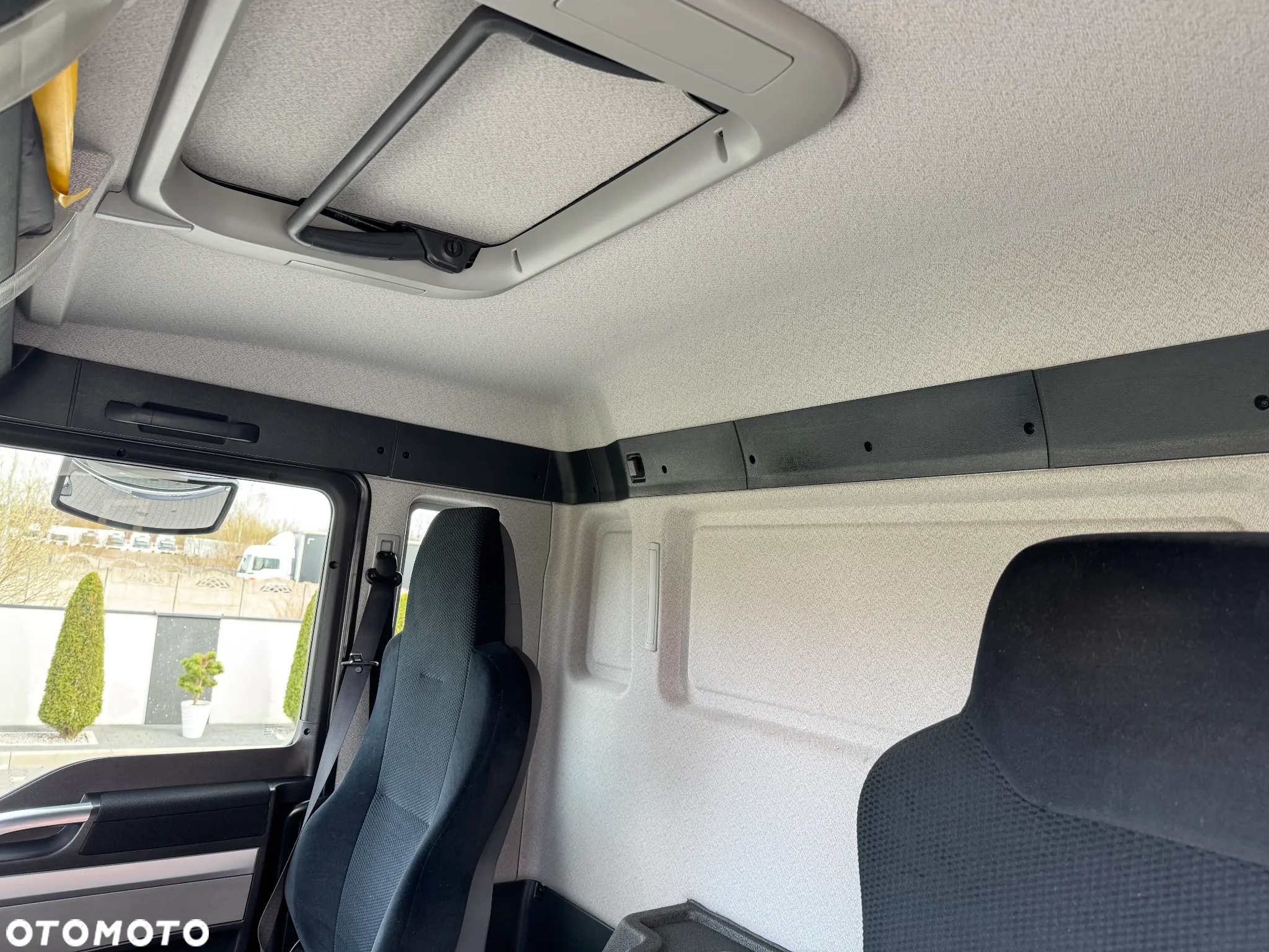 MAN TGS 18.360 4x2 z HDS PALFINGER, MANUAL, DMC 18 T - 32
