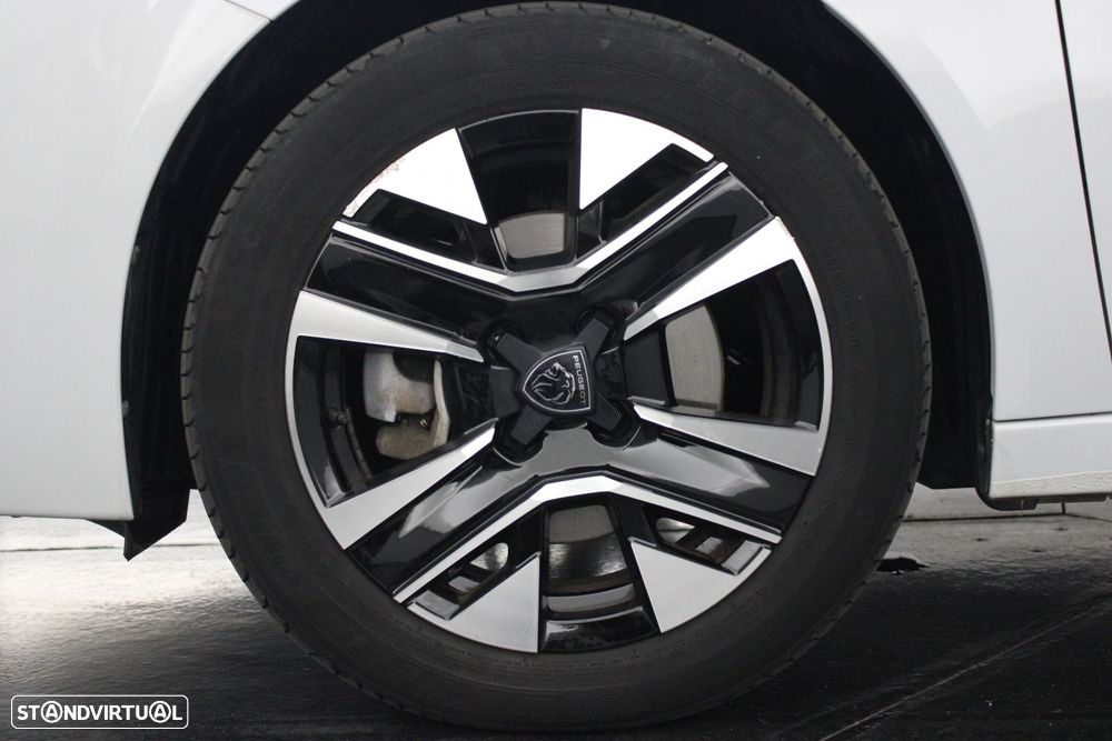 Peugeot 208 1.2 PureTech Allure — fotografia 31