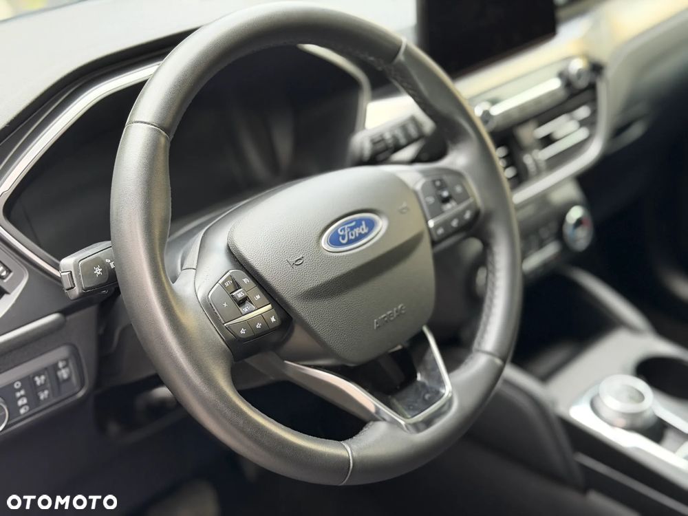 Ford Kuga 2.0 EcoBlue 4x4 TITANIUM - 30