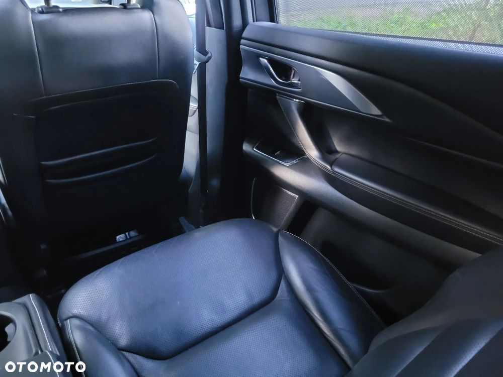 Mazda CX-9 - 10