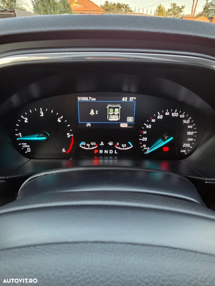 Ford Focus 2.0 EcoBlue Titanium Business - 32