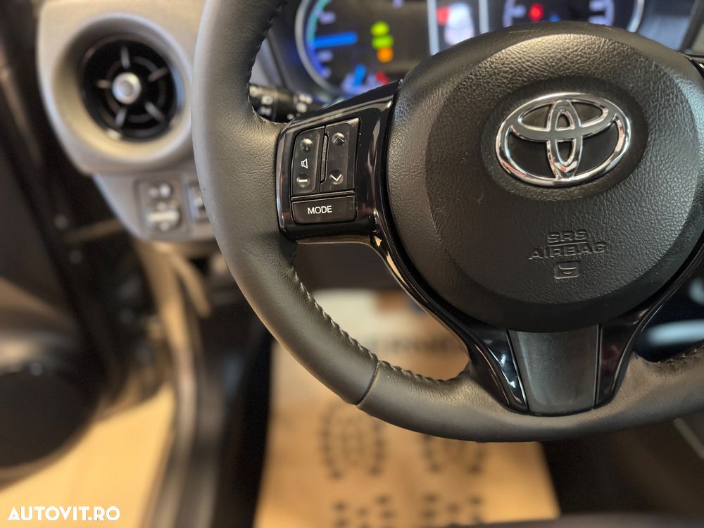 Toyota Yaris ver-1-5-vvt--i-hsd-sol - 26