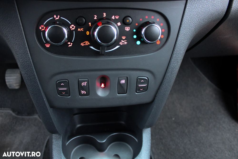 Dacia Sandero 0.9 TCe Prestige - 21