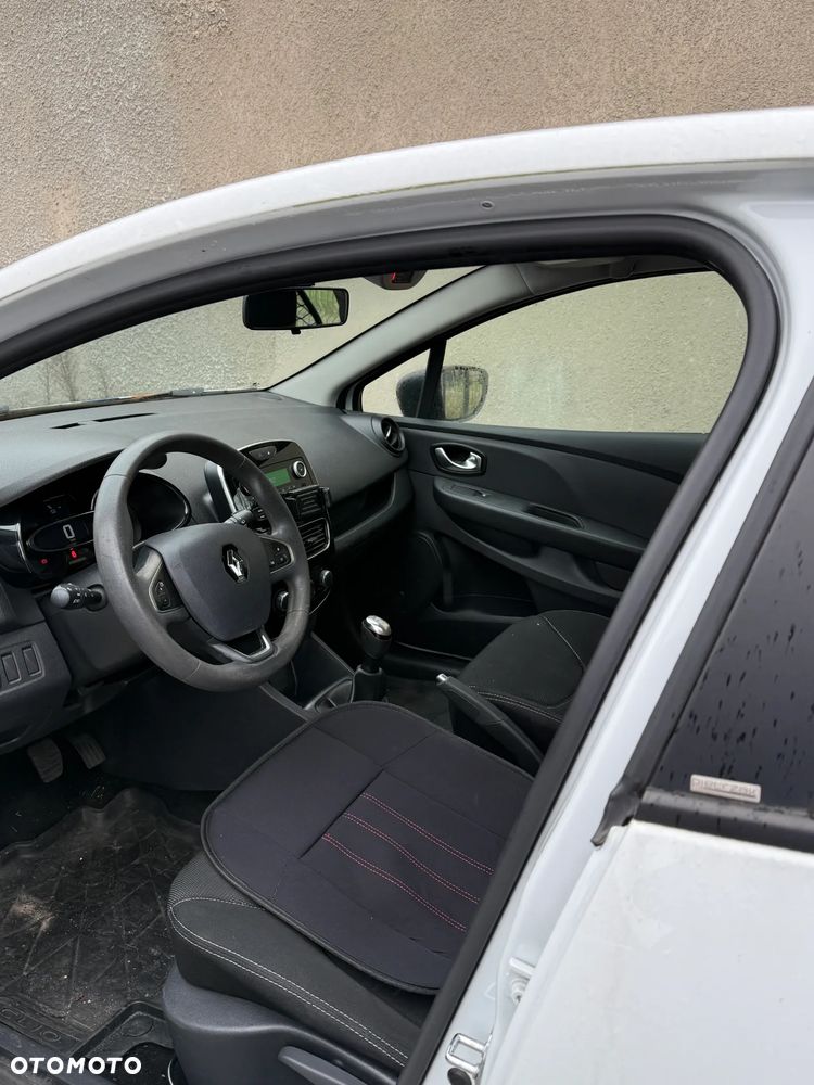 Renault Clio 1.2 16V Alize - 6