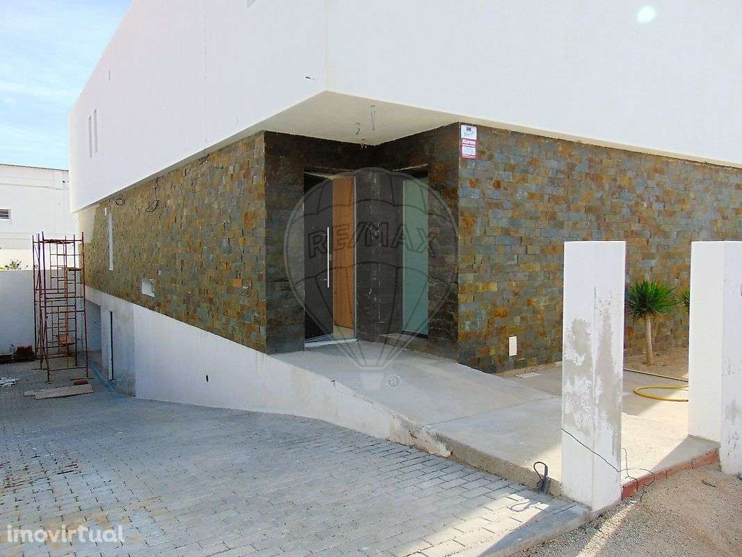 Moradia T3 para venda - Grande imagem: 2/44