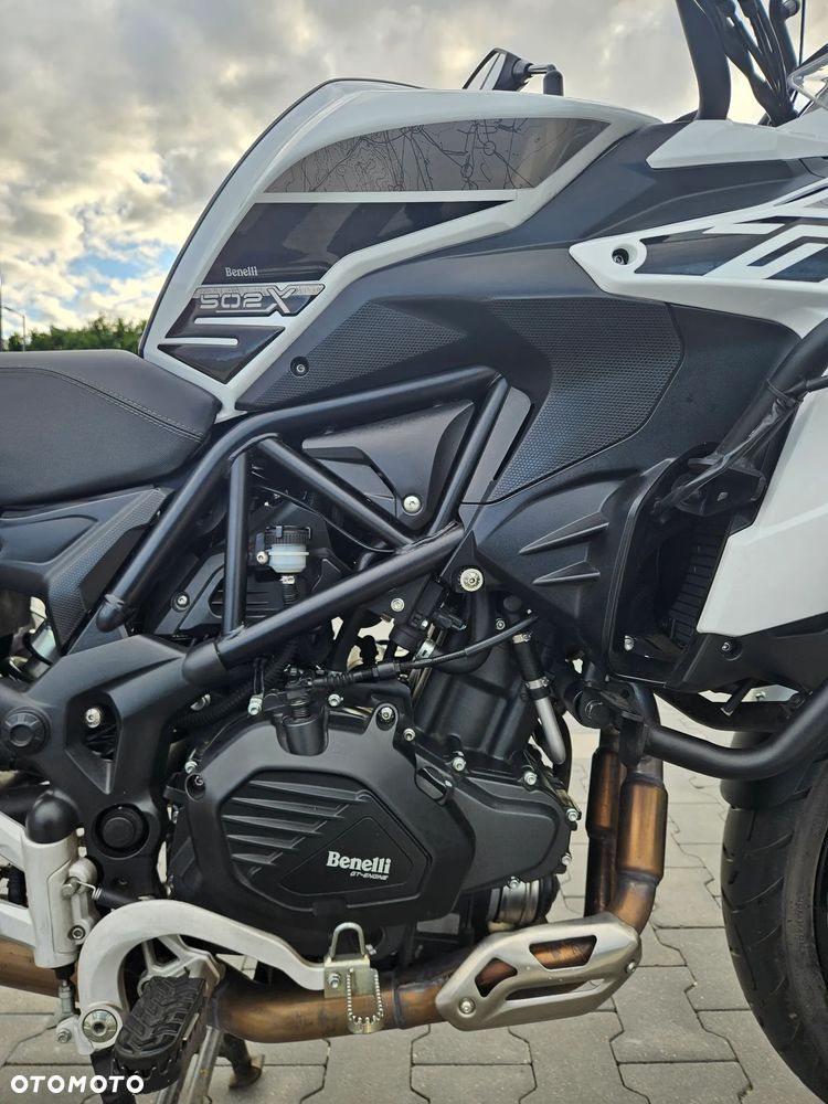 Benelli TRK 502X - 12