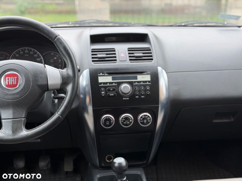 Fiat Sedici 1.6 16V 4x4 Luxury - 17