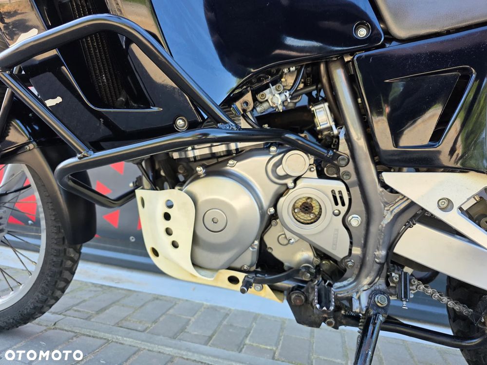 Suzuki DR - 15