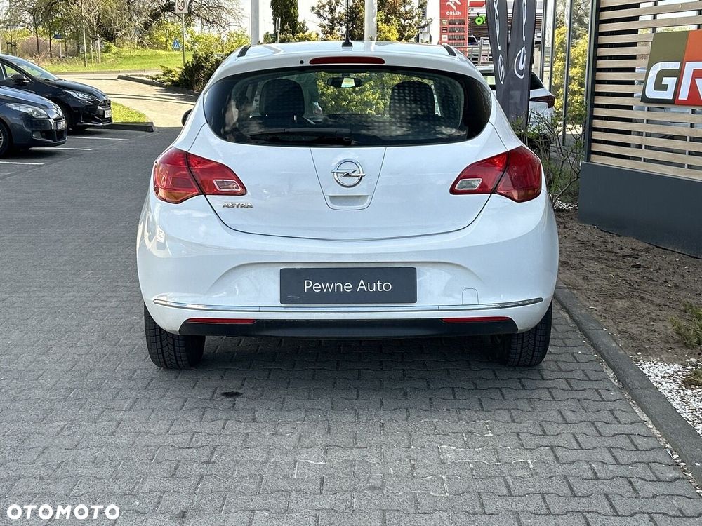 Opel Astra - 4