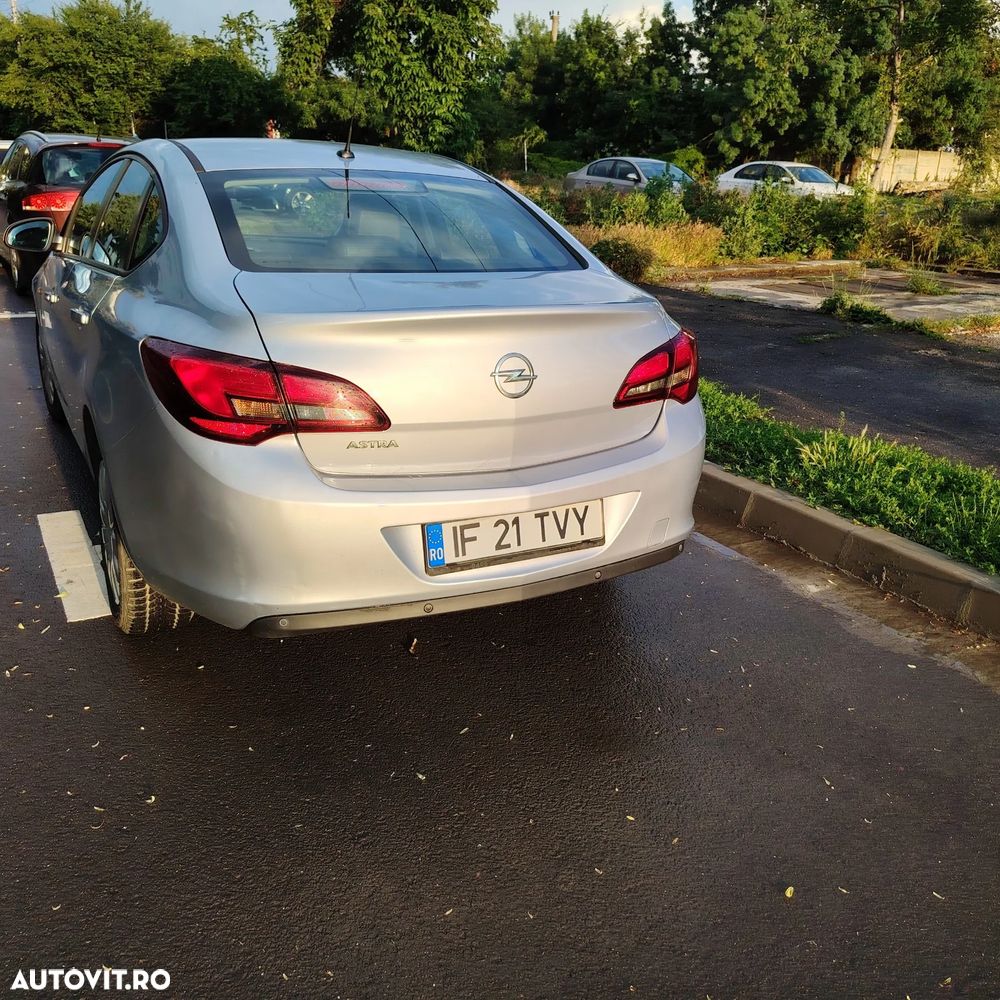 Opel Astra 1.6 TWINPORT ECOTEC Enjoy - 4