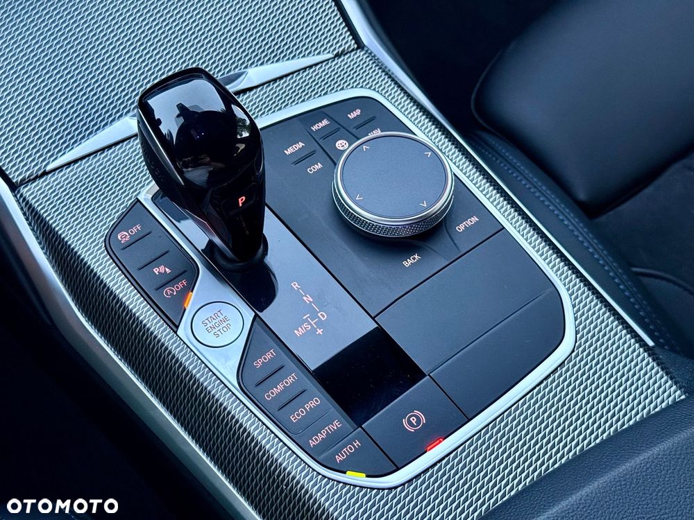 BMW Seria 3 330i M Sport sport - 26