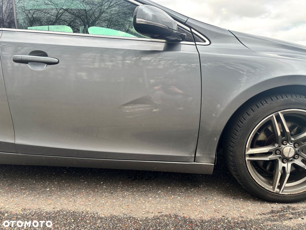 Volvo V40 D4 Drive-E Momentum - 10