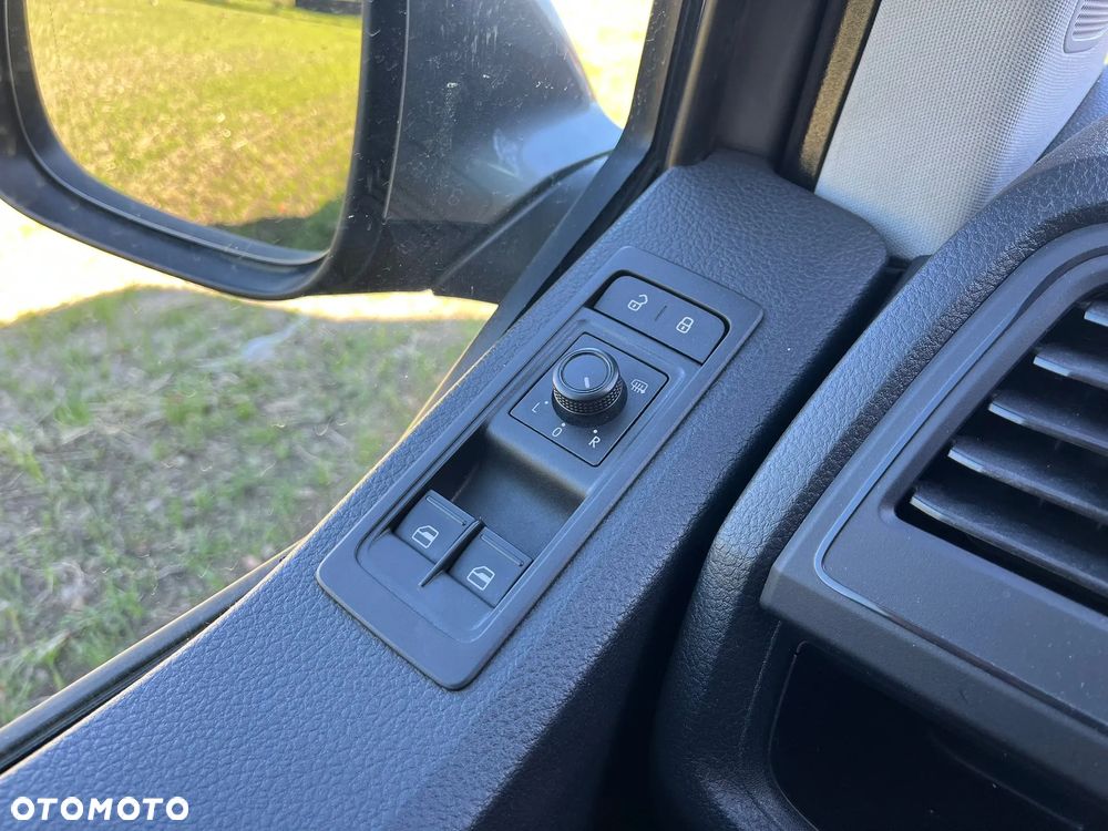 Volkswagen Caravelle 2.0 BiTDI L2 Comfortline DSG - 17