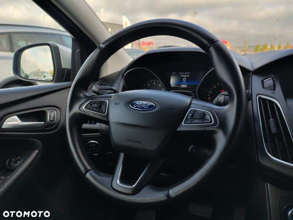 Ford Focus - 16