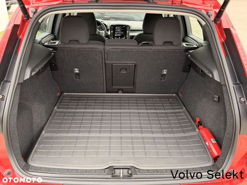 Volvo XC 40 - 32