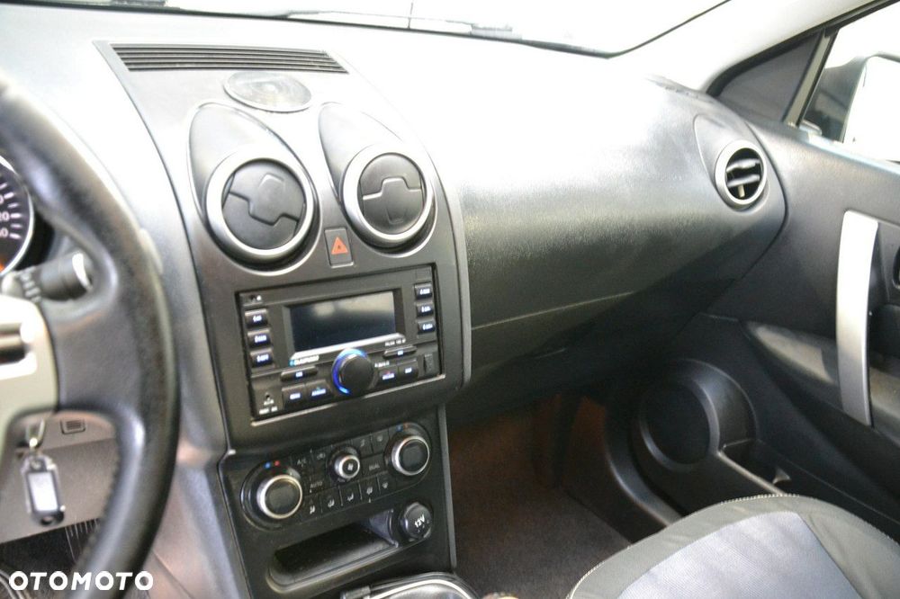 Nissan Qashqai - 16