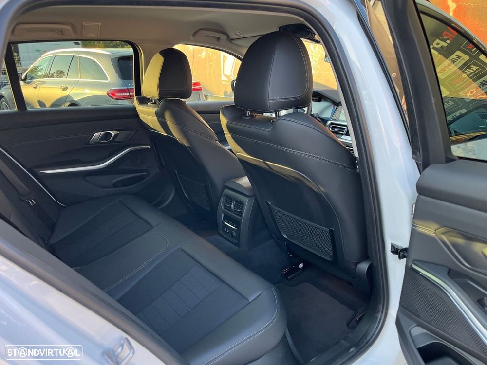 BMW 320 d xDrive Aut. Sport Line - 47