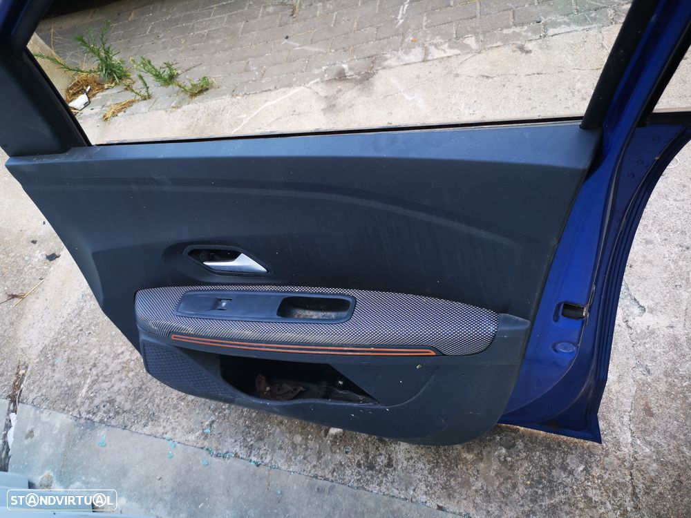 DACIA SANDERO III PORTA FRENTE DIREITA - PF570 - 5