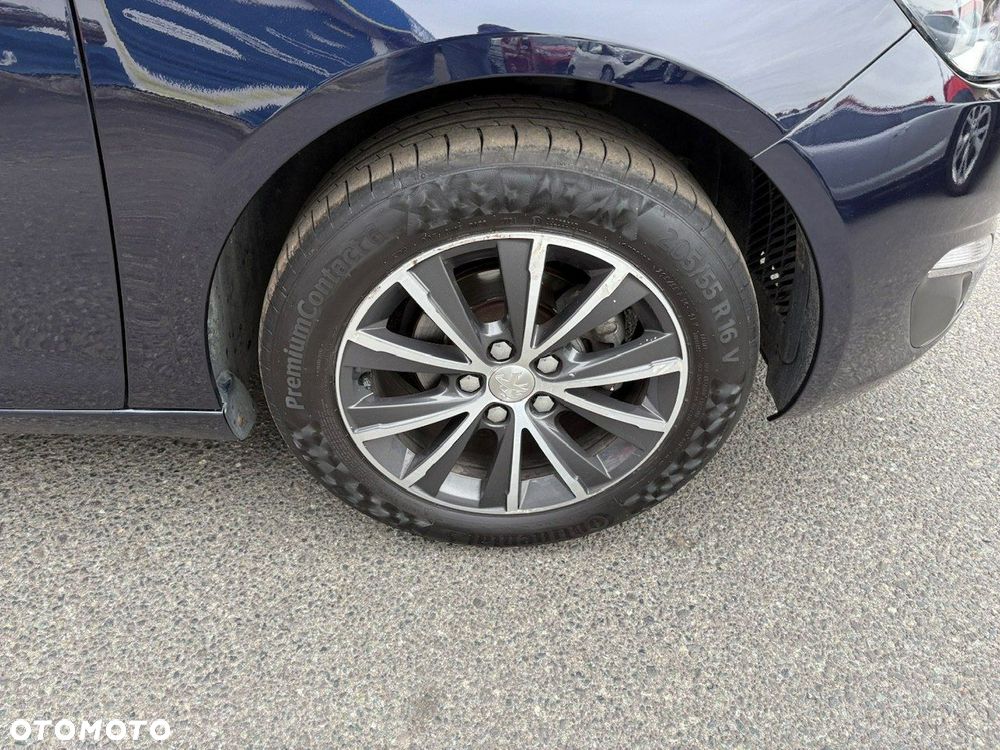Peugeot 308 1.6 BlueHDi Style S&S - 13