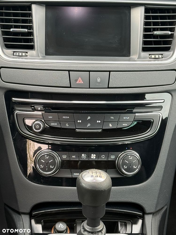 Peugeot 508 HDi FAP 165 Allure - 26