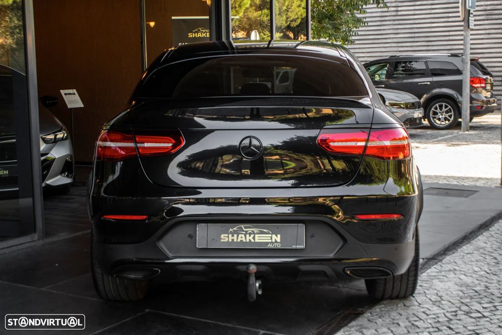 Mercedes-Benz GLC 250 d 4Matic 9G-TRONIC AMG Line - 11