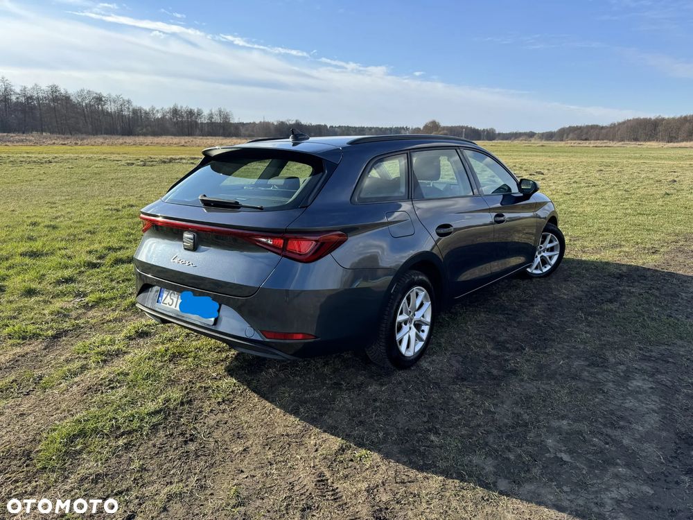 Seat Leon 1.5 eTSI Style DSG - 3