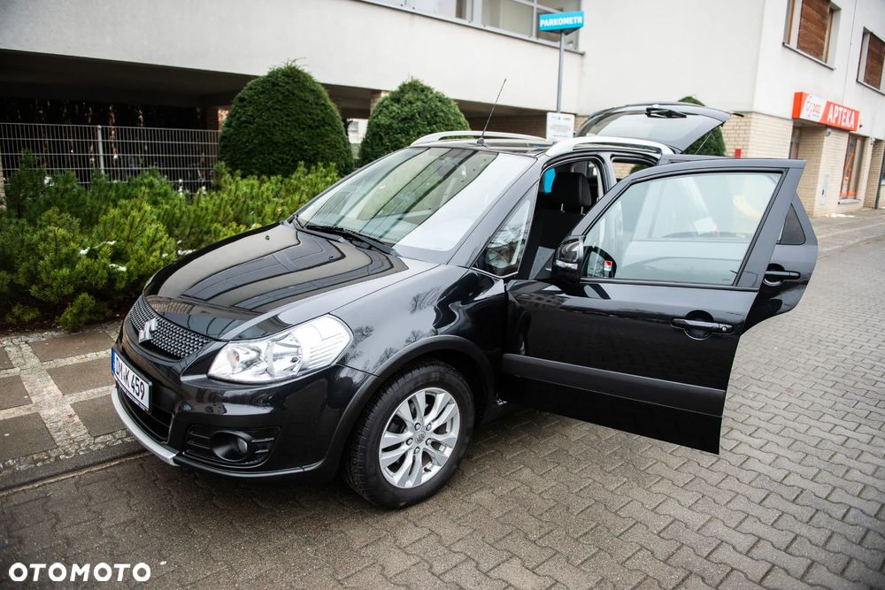 Suzuki SX4 1.6 Premium - 9