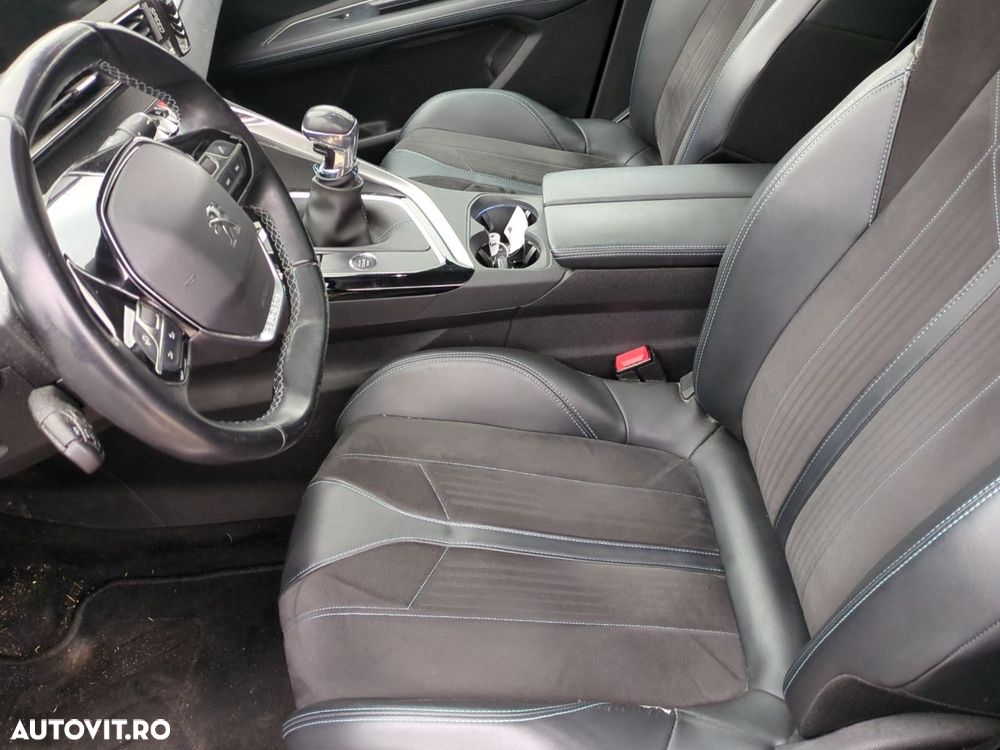 Peugeot 3008 - 5