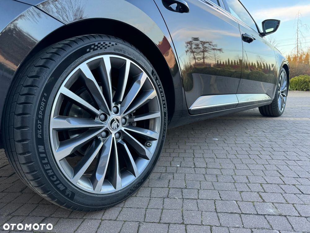 Skoda Superb 2.0 TDI 4x4 DSG L&K - 12