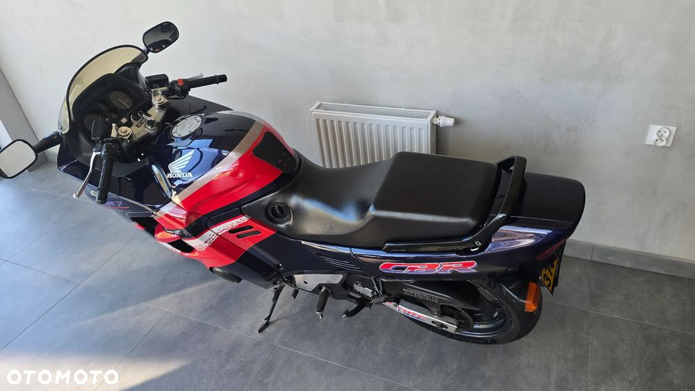 Honda CBR - 26