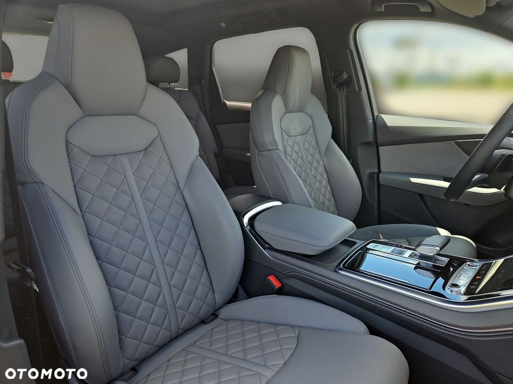 Audi Q7 - 12