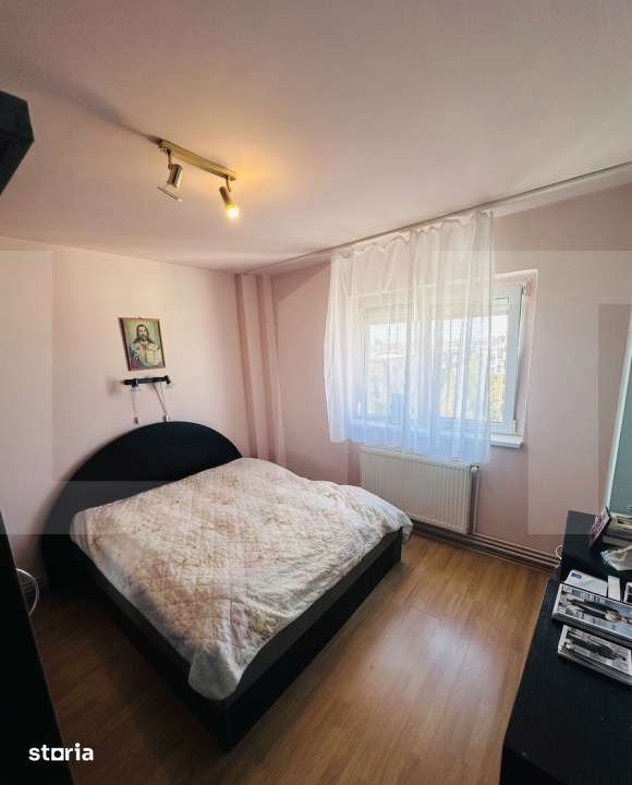 Apartament 4 camere, 92 mp, zona Micalaca - Imagine principală: 2/11