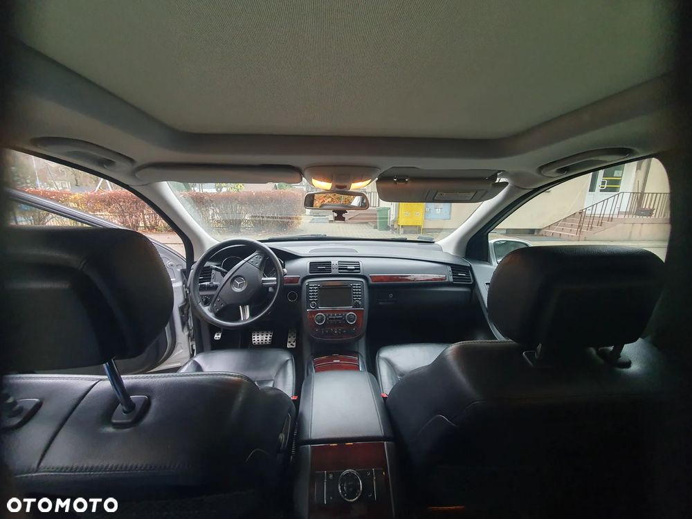 Mercedes-Benz GLB - 8