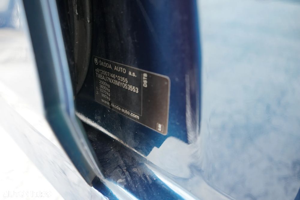 Skoda Octavia 2.0 TDI DSG Ambition - 9