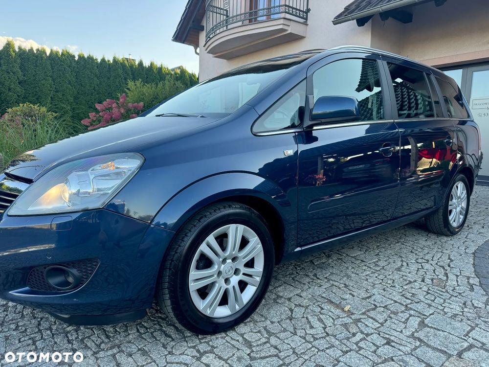 Opel Zafira 1.8 Easytronic Family Plus - 9