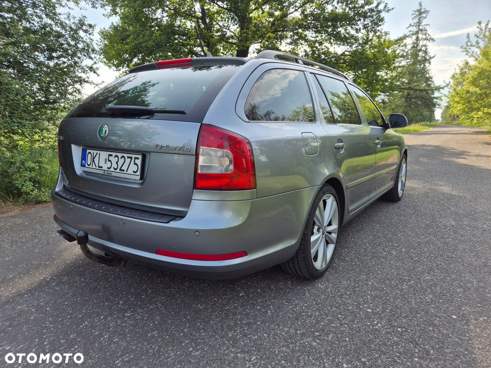 Skoda Octavia 2.0 TDI DPF RS - 7