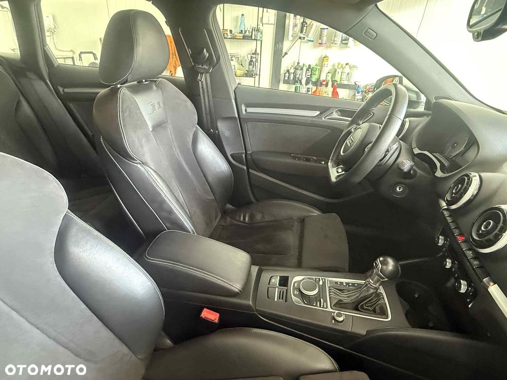 Audi S3 2.0 TFSI Quattro S tronic - 28