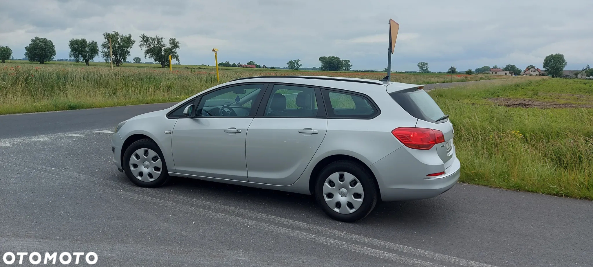 Opel Astra 1.7 CDTI DPF Active - 9
