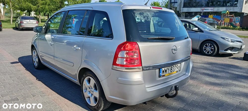 Opel Zafira 1.8 - 6