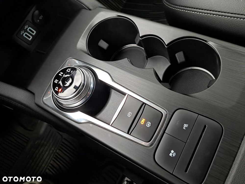 Ford Kuga 2.5 FHEV AWD Titanium X - 26