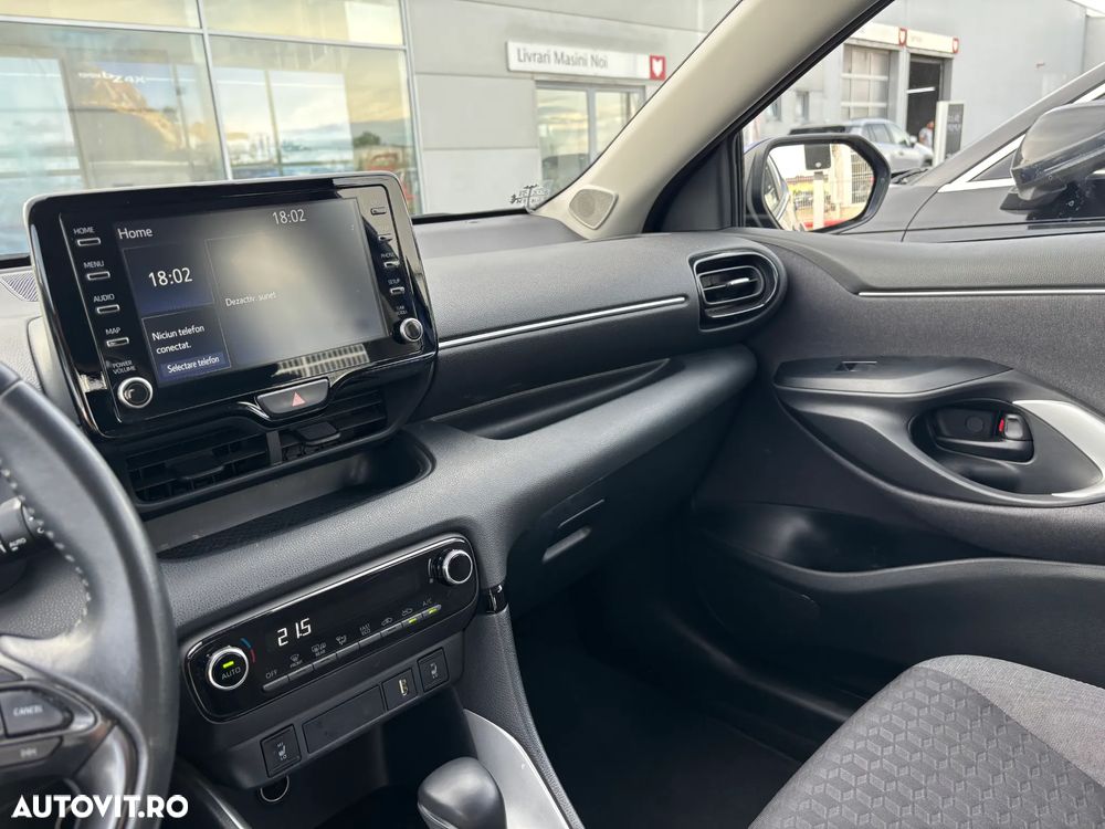 Toyota Yaris 1.5 VVT-i HSD Dynamic - 18