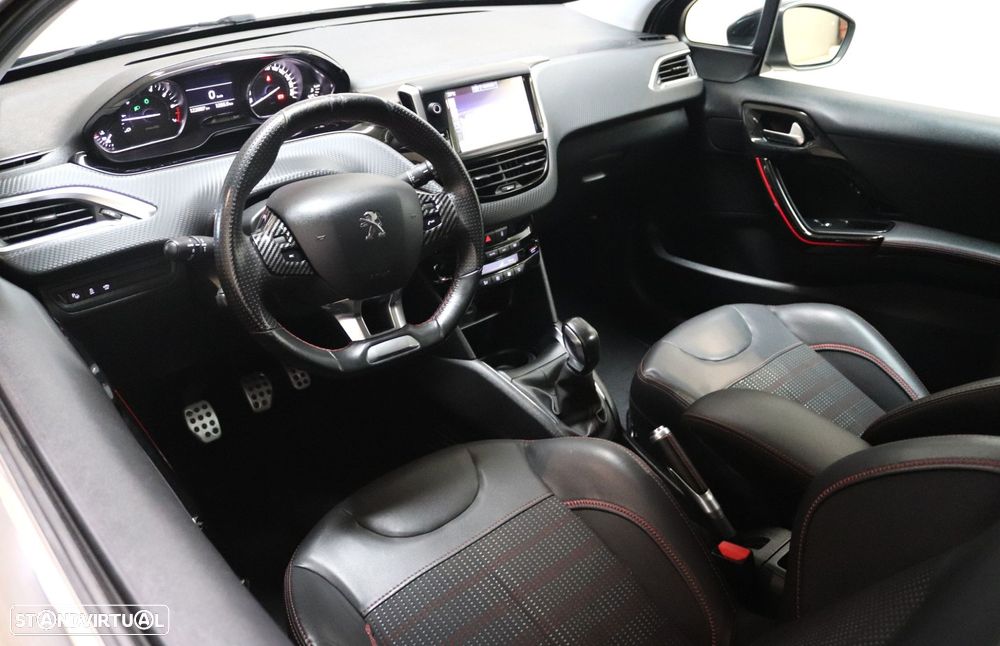 Peugeot 208 1.2 PureTech GT Line - 13